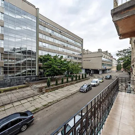 American Apartment Lviv Exterior photo